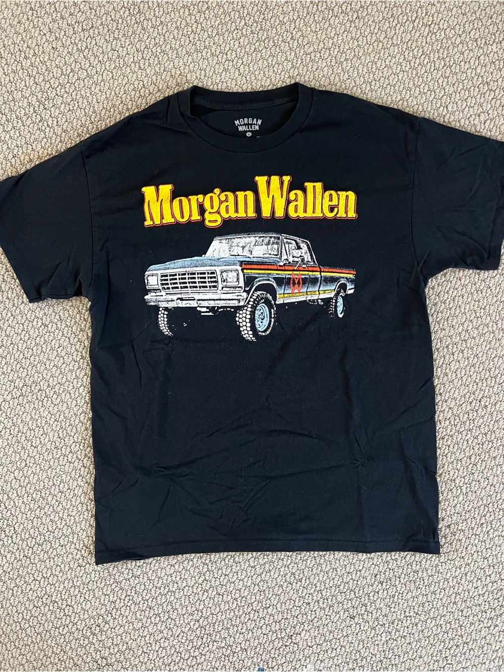 Morgan Wallen Graphic Tee Shirt size large brand new